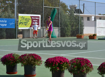 Tennis_7th_flowers_court1