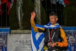 Ο Φώτης Ζησιμόπουλος έγινε ο 3ος Έλληνας που κατακτά τη νίκη στο «Σπάρταθλον»
